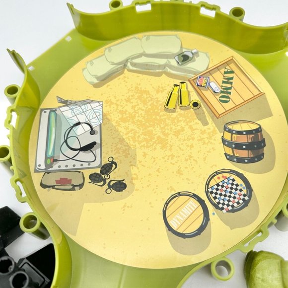 ZhuZhu Pets Special Forces HQ Base and Battle Hamster - Picture 2 of 5